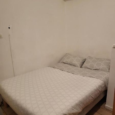 Studio Au Rez De Chaussee Сент Омер Екстериор снимка
